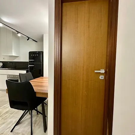 Apartment Bilocale Di Lusso A Prato (Prato)