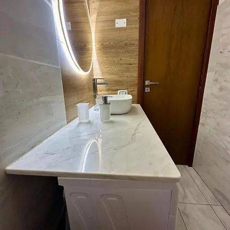 Bilocale Di Lusso A Apartment Prato (Prato)